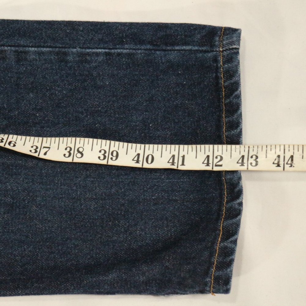 GUESS JEANS Bootleg Cut Dark Wash Blue Denim Jeans Sz 32 Men - Picture 11 of 13